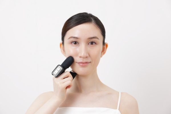 指型美顔器『フィンガーリフタッチ』新発売　2026年9月4日（金）より順次発売