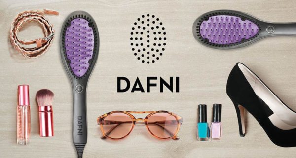 【サロン専売品】冬の静電気、乾燥対策に最適！スタイリングヒートブラシ「DAFNI（ダフニ）」 で潤いツヤ髪を実現